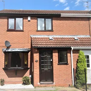 Thorne Haven: Quiet Cul-de-sac Retreat With Garden Doncaster